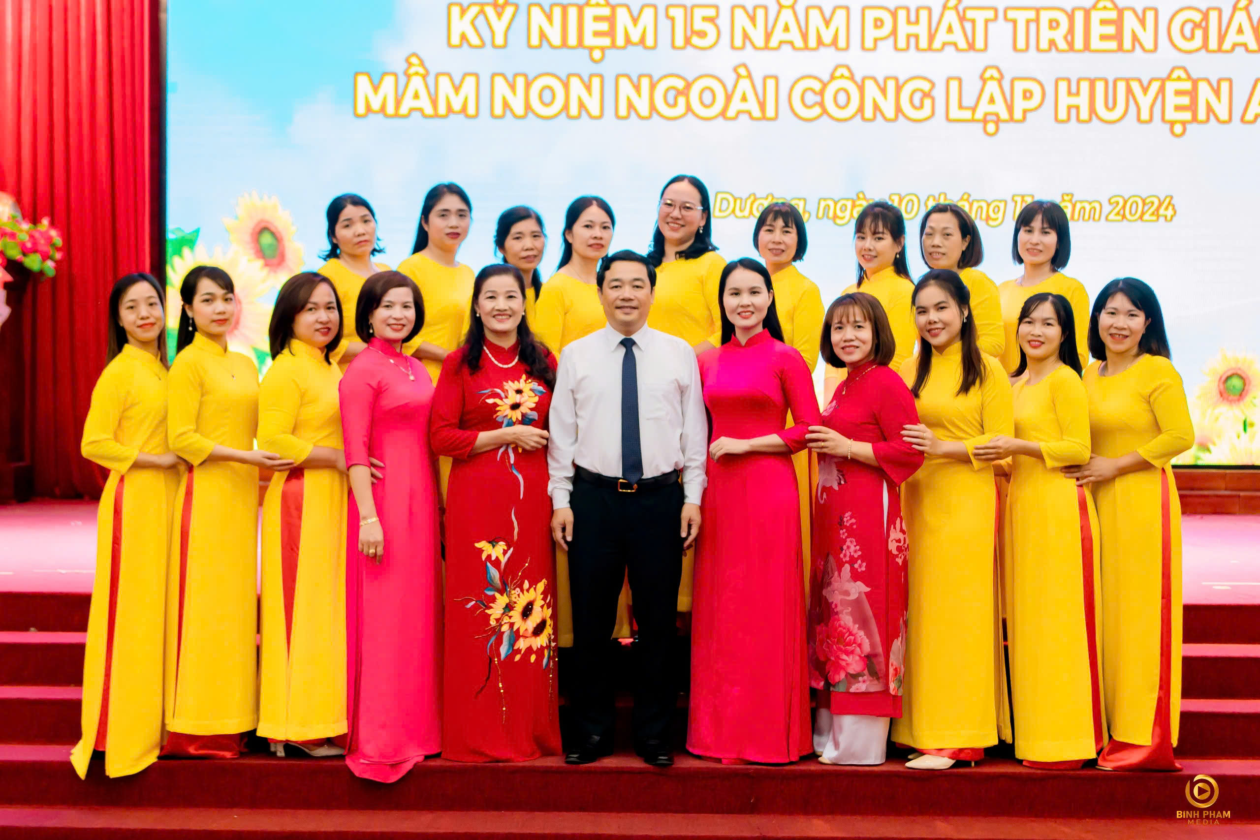 HỘI NGHỊ KỶ NIỆM 15 NĂM PHÁT TRIỂN GIÁO DỤC MẦM NON NGOÀI CÔNG LẬP